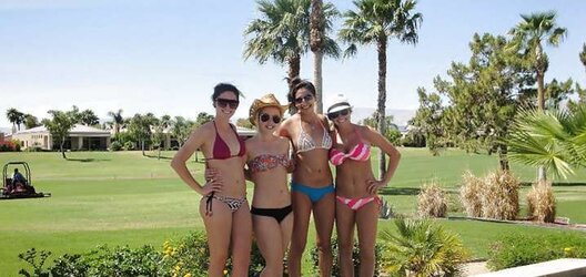Joy Lovin’ College Chicks