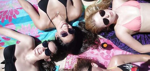 Joy Lovin’ College Chicks
