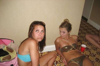 Joy Lovin’ College Chicks