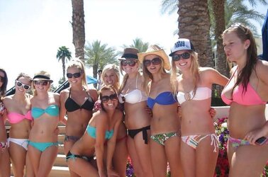 Joy Lovin’ College Chicks