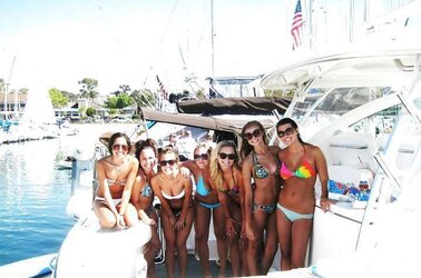 Joy Lovin’ College Chicks
