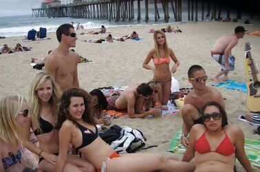 Joy Lovin’ College Chicks
