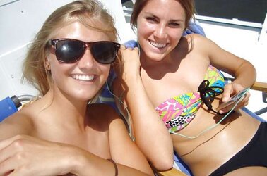 Joy Lovin’ College Chicks