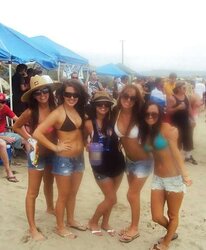 Joy Lovin’ College Chicks