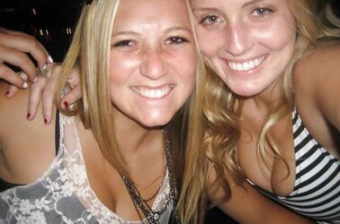 Joy Lovin’ College Chicks
