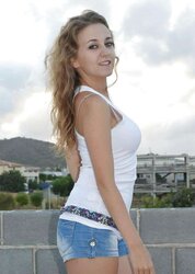 Las perfectas tetas de Cristina