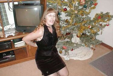 Lee Fur Covered Cockslut Housewife