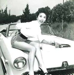 Rita Moreno---non naked