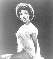 Rita Moreno---non naked