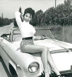 Rita Moreno---non naked