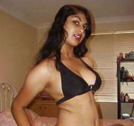Pretty Indian Women Honeymoon