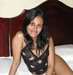 Pretty Indian Women Honeymoon