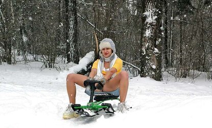 Public Bareness ( Snow )