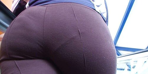 Massive rump saucy donk cheeks