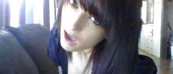 Non-naked Facebook bombshells