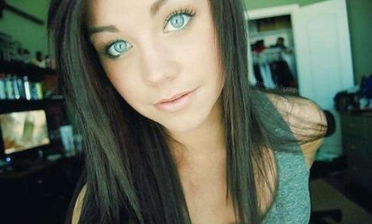 Non-naked Facebook bombshells