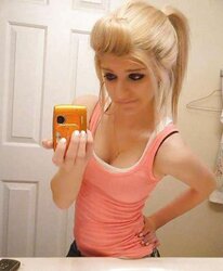Non-naked Facebook bombshells