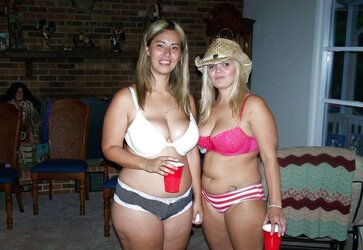 Soiree With two Buxomy Femmes Set