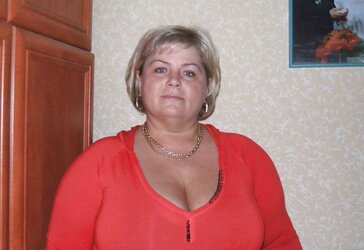 Thick breasted femmes