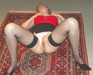 Housewives flashing for us