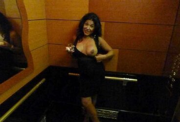 BARE IN LAS VEGAS