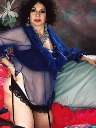 Elaine Everett (Bertha)