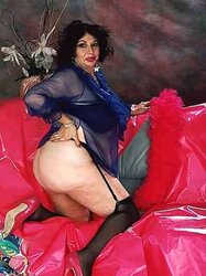 Elaine Everett (Bertha)