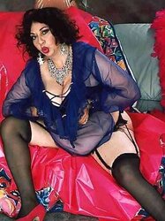 Elaine Everett (Bertha)