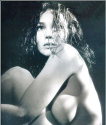 Claire keim nue