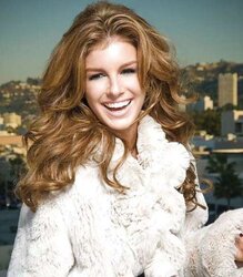Shenae Grimes
