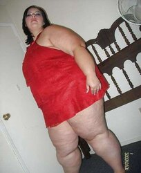 Enormous PLUMPER Honeys Tummy And Bootie