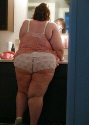 Enormous PLUMPER Honeys Tummy And Bootie