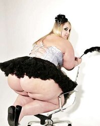SSBBW Tummy, bum and knockers random images