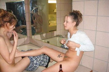 Save water! share a bathtub-ohralfixation