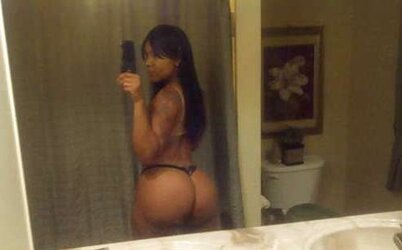Bundas e mais Bundas - Caboose and Backside