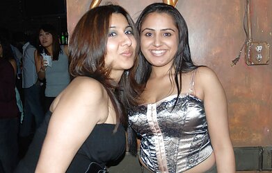 Indians - Pakis - desi chicks partying