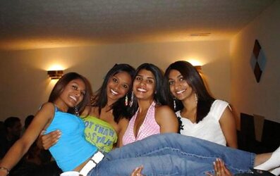 Indians - Pakis - desi chicks partying