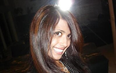 Indians - Pakis - desi chicks partying