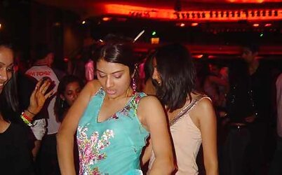 Indians - Pakis - desi chicks partying