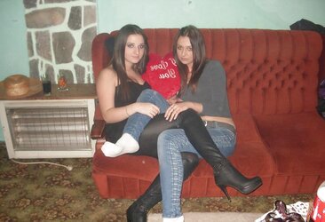 Queens in Denim CCIV