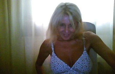 SUPER-HOT SUPER HOT SUPER-HOT STELLAR MUMMY