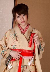 Yuma Asami Beautiful Kimono Cosplay