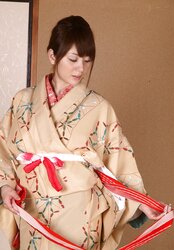 Yuma Asami Beautiful Kimono Cosplay