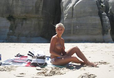 Gorgeous Beach Giant Boobs Stunners two by Voyeur TROC