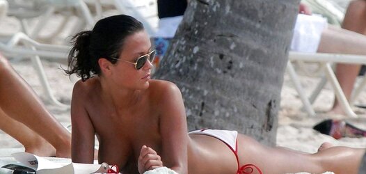 Gorgeous Beach Giant Boobs Stunners two by Voyeur TROC