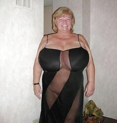 Titty jobs make baps larger for large joy