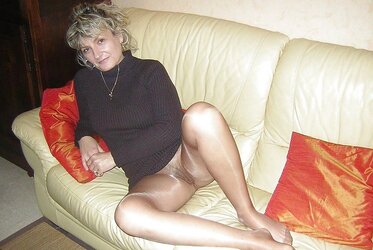 Wives Wearing Pantyhose
