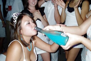 Downblouse - nipple slides