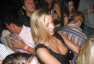 Downblouse - nipple slides