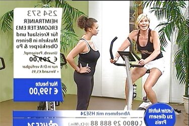Shopping TV Stunners - Astrid Van Der Staaij